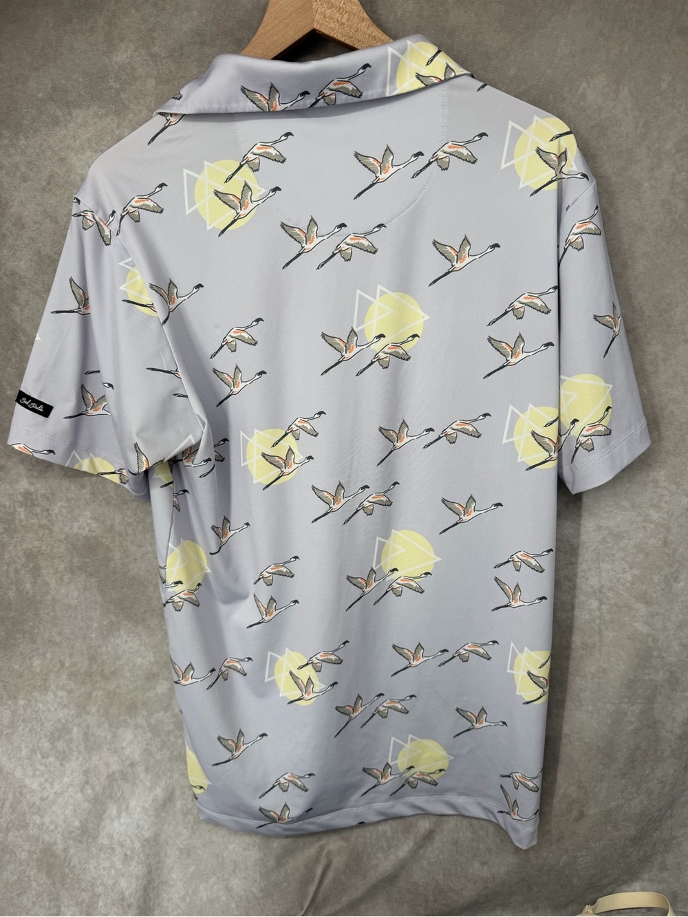 Bad Birdie Mens Medium Lavender Gray Bird Print Performance Golf Polo Shirt - Picture 3 of 3